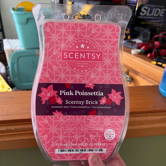 Pink Poinsettia Scentsy Brick - Picture 2 of 2